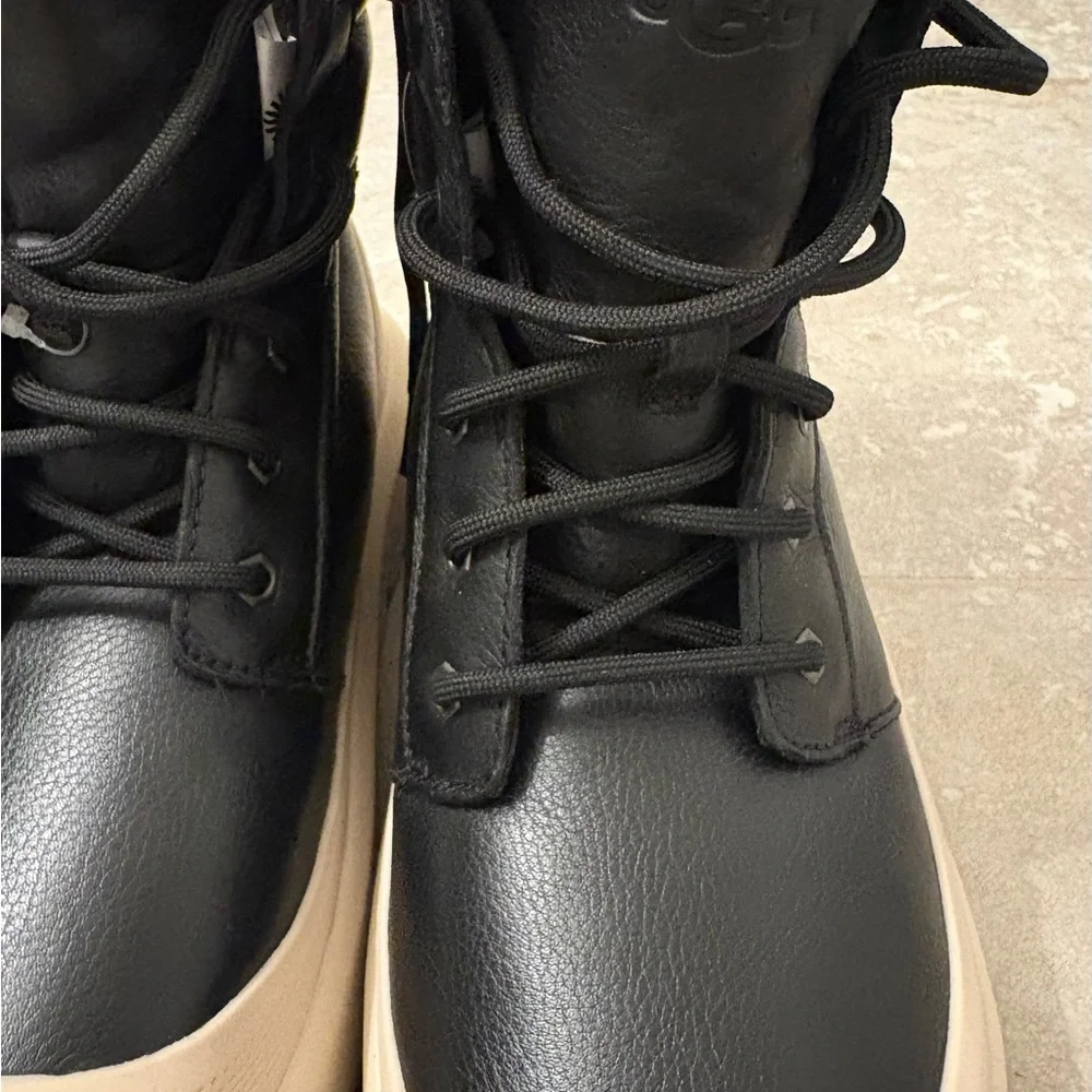 UGG Men’s Black Neumel High Weather Hybrid Boot Size 9 Men’s - Picture 4 of 7